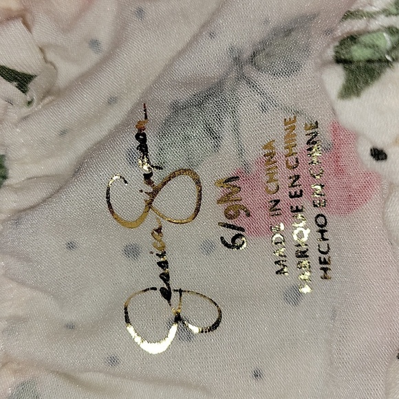 Romper With Cherry Accents By Jessica Simpson Size 6-9 Months - Picture 2 of 7